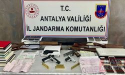 Antalya merkezli suç örgütü operasyonunda 12 şüpheli yakalandı