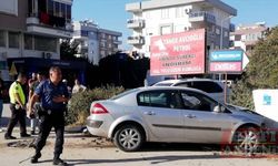 Antalya'da "dur" ihtarına uymayarak kaçan 2 kişi kaza yapınca yakalandı
