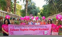 Antalya'da meme kanseri farkındalığı için yürüyüş düzenlendi