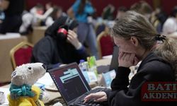 Avrupa Kızlar Bilgisayar Olimpiyatı'nda ödül töreni heyecanı yarın yaşanacak