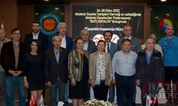 Basın İlan Kurumu Başkanvekili Mücahit Küçükyılmaz, "Batı Antalya Buluşması"nda konuştu: