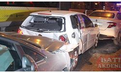 Adana'da zincirleme trafik kazasında 3 kişi yaralandı