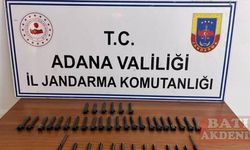 Adana'da aracında silah parçaları ele geçirilen şüpheli gözaltına alındı