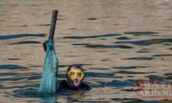 Antalya'da dip temizliğinde denizden 38 kilogram atık çıkarıldı