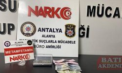 Antalya'da uyuşturucu operasyonunda 12 şüpheli yakalandı