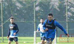 Hatayspor, lige verilen arada antrenmanlarını sürdürüyor