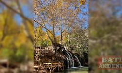 Kahramanmaraş'ın "gizemli gölü"ne sonbahar renkleri hakim oldu