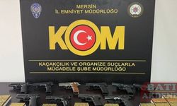 Mersin merkezli organize suç örgütü operasyonunda yakalanan 30 zanlı adliyede