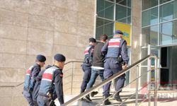 Mersin'de hırsızlık yaptıkları iddiasıyla yakalanan 2 zanlı tutuklandı