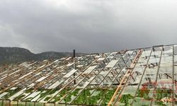 Mersin'de sağanak ve dolu etkili oluyor