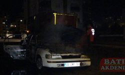 Mersin'de seyir halindeki otomobil yandı