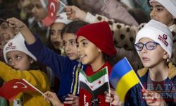 Savaş mağduru Ukraynalı ve Suriyeli çocuklar Antalya'da buluştu