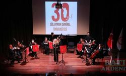 SDÜ'de 9. Cumhurbaşkanı Süleyman Demirel'i anma konseri düzenlendi