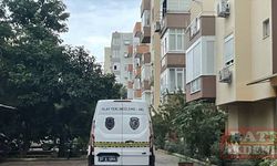 Antalya'da bir kişi tartıştığı annesini bıçaklayarak öldürdü