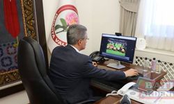 Isparta Valisi Baruş ve ISUBÜ Rektörü Çatal AA'nın "Yılın Fotoğrafları" oylamasına katıldı