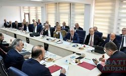 Sağlık Bakanı Koca ilaç sektörü temsilcileriyle buluştu: