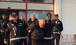 Suç örgütü elebaşı olduğu iddiasıyla KKTC'de yakalanan zanlı Adana'ya getirildi