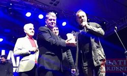 TYBB Edirne Şubesi'nden Haluk Levent'e 'çevre dostu' plaketi