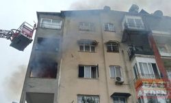 Hatay'da yangın çıkan apartman dairesinde hasar oluştu
