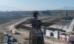 Kahramanmaraş'taki EXPO 2023 sergi alanına 25 metrelik heykel