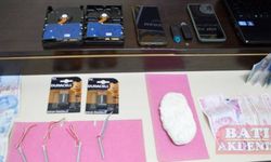 Mersin'de terör örgütü operasyonunda yakalanan 8 zanlıdan 3'ü tutuklandı