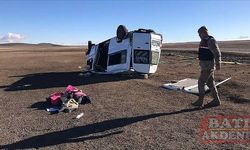 Öğrenci servisi devrildi 1 öğrenci öldü, 14 öğrenci yaralandı