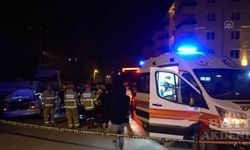 Park halindeki tıra çarpan otomobilin sürücüsü yaşamını yitirdi