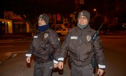Gece sokaklarda güven veriyor, gündüz salonda şampiyonlar yetiştiriyor