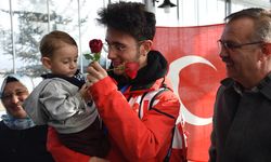 Avrupa 3'üncüsü sürat patenci Furkan Akar memleketinde coşkuyla karşılandı