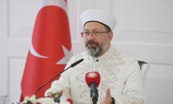 Erbaş: "Dağınıklık, İslam düşmanlarının pervasızca hareket etmesine sebep oluyor"