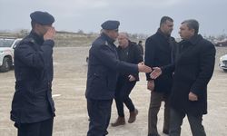 Feribota yolcu taşıyan otobüs gölete düştü - Vali Hulusi Şahin'in açıklaması