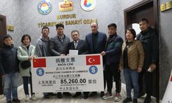 Burdur'daki Çinli iş insanlarının depremzedelere yardımı sürüyor