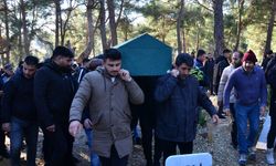 Depremde hayatını kaybeden futbolcu Taner Kahriman Manavgat’ta toprağa verildi