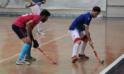 Erkekler Salon Hokey Süper Ligi 2. etap maçları Alanya'da sona erdi