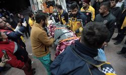 Hatay'da depremin 278'inci saatinde enkazdan kurtarılan Hakan Yasinoğlu, Mersin'e getirildi