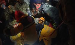 Kahramanmaraş'ta enkaz altında kalan kişi depremden 72 saat sonra kurtarıldı