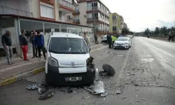 Otomobil ile hafif ticari araç çarpıştı, 2 kişi yaralandı