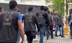 İzmir merkezli FETÖ operasyonunda 30 tutuklama