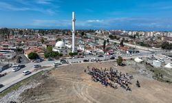 Deprem felaketinin yaşandığı Hatay ve Osmaniye'de cuma namazı kılındı