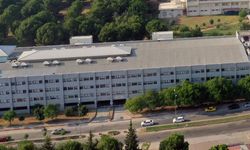 "Güçlendirme" için boşaltılan Çukurova Üniversitesi Tıp Fakültesi Balcalı Hastanesi ek hizmet binasında hizmete başladı