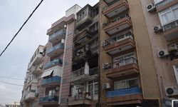 İzmir'de bir evde çıkan yangında 3 kişi dumandan etkilendi