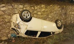 Samsun'da hendeğe devrilen otomobilin sürücüsü yaralandı