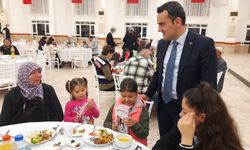 Finike Kaymakamı Çelik, öksüz ve yetim çocuklarla iftar yaptı