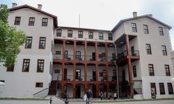 Adana'da 143 yıllık okul restorasyonla kültür sanat merkezine dönüştü