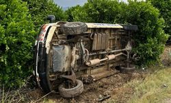 Adana'da devrilen minibüsteki 6 kişi yaralandı