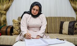"Nerede Kalmıştık" projesiyle liseyi bitiren 5 çocuk annesi üniversiteyi kazandı