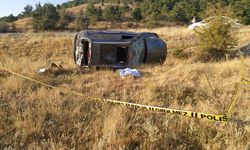 Şarampole devrilen otomobilin sürücüsü öldü