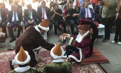 Antalya'da 49 yıllık ayakkabı tamircisi "Yılın Ahisi" seçildi