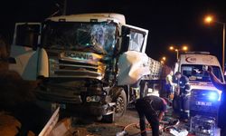 Burdur'da iki tırın çarpışması sonucu 1 kişi yaralandı