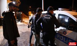 Antalya'daki trafik kazasında 2 kişinin ölümüne neden olduğu öne sürülen 17 yaşındaki sürücü yakalandı